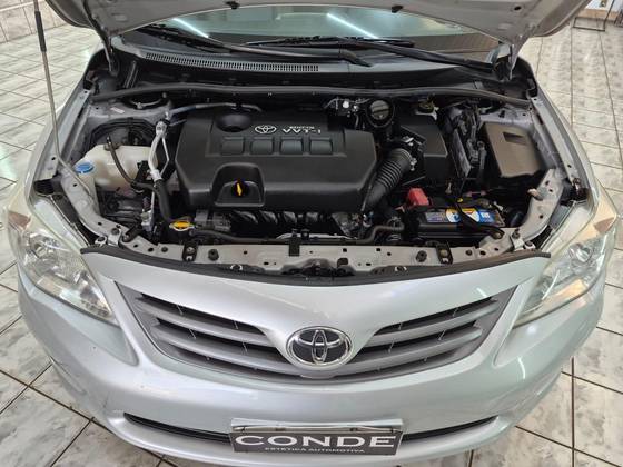 TOYOTA COROLLA 1.8 GLI 16V FLEX 4P AUTOMÁTICO TOYOTA COROLLA 1.8 GLI 16V FLEX 4P AUTOMÁTICO